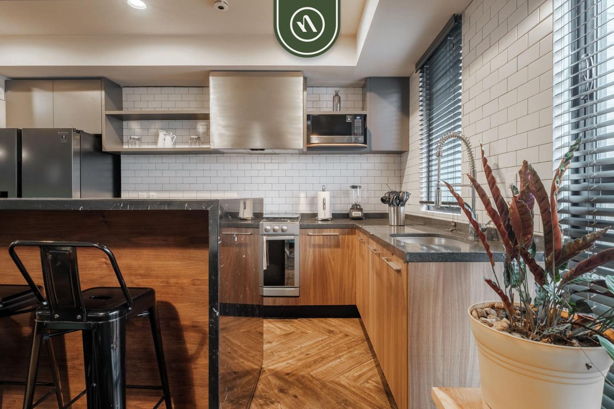 2 Bedroom Penthouse In Roma - Private Rooftop Garden