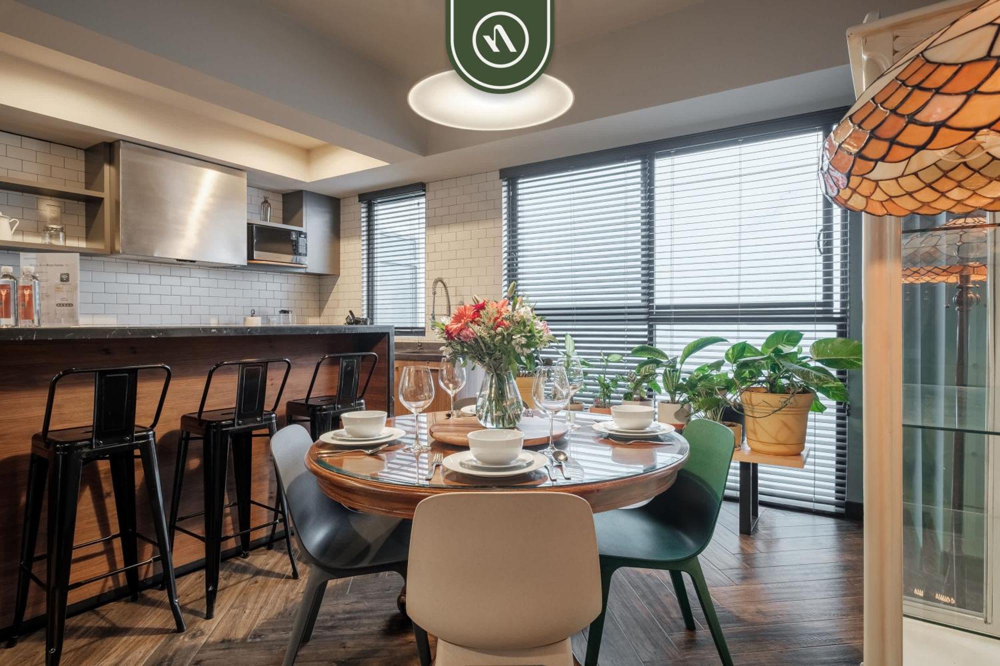 2 Bedroom Penthouse In Roma - Private Rooftop Garden Apartment *