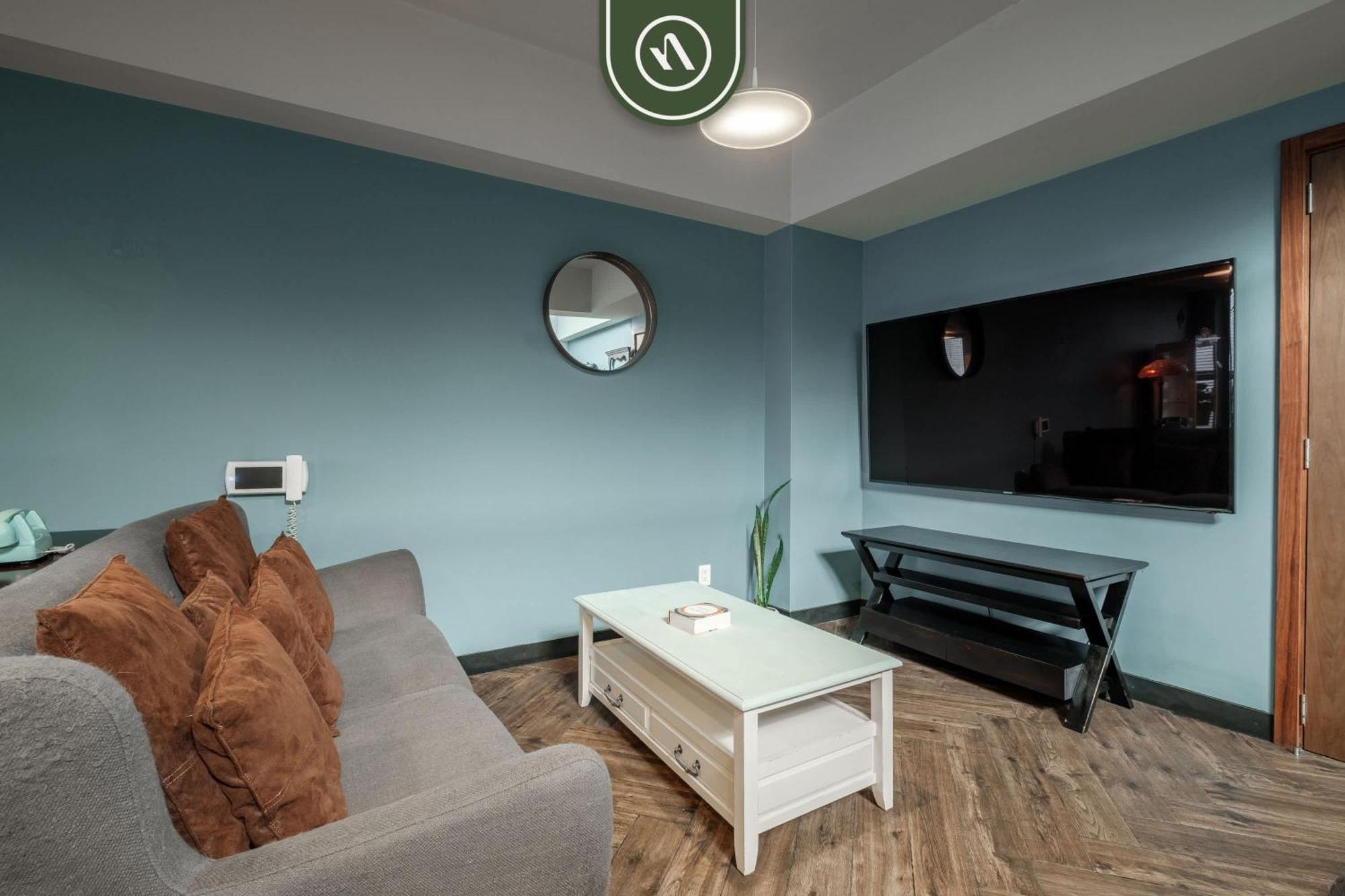 Apartamento 2 Bedroom Penthouse In Roma - Private Rooftop Garden *